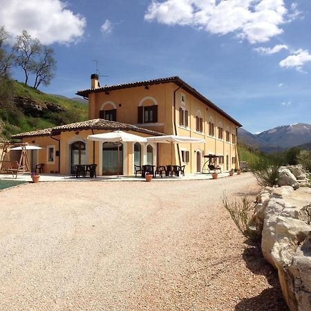 Il Casale San Martino Panzió Norcia Kültér fotó