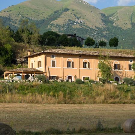 Il Casale San Martino Panzió Norcia Kültér fotó